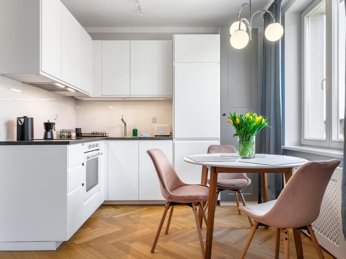 14 Rakowicka Street III Studio