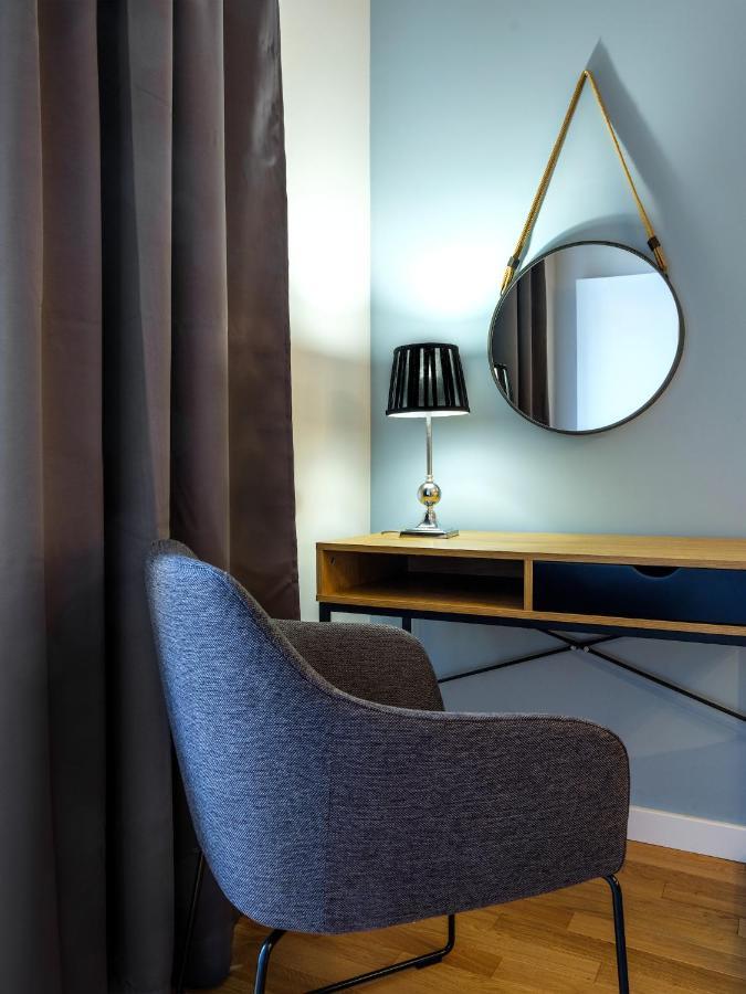 14 Rakowicka Street I One-bedroom Apartment balcony