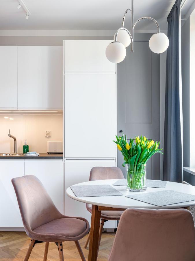 14 Rakowicka Street III Studio